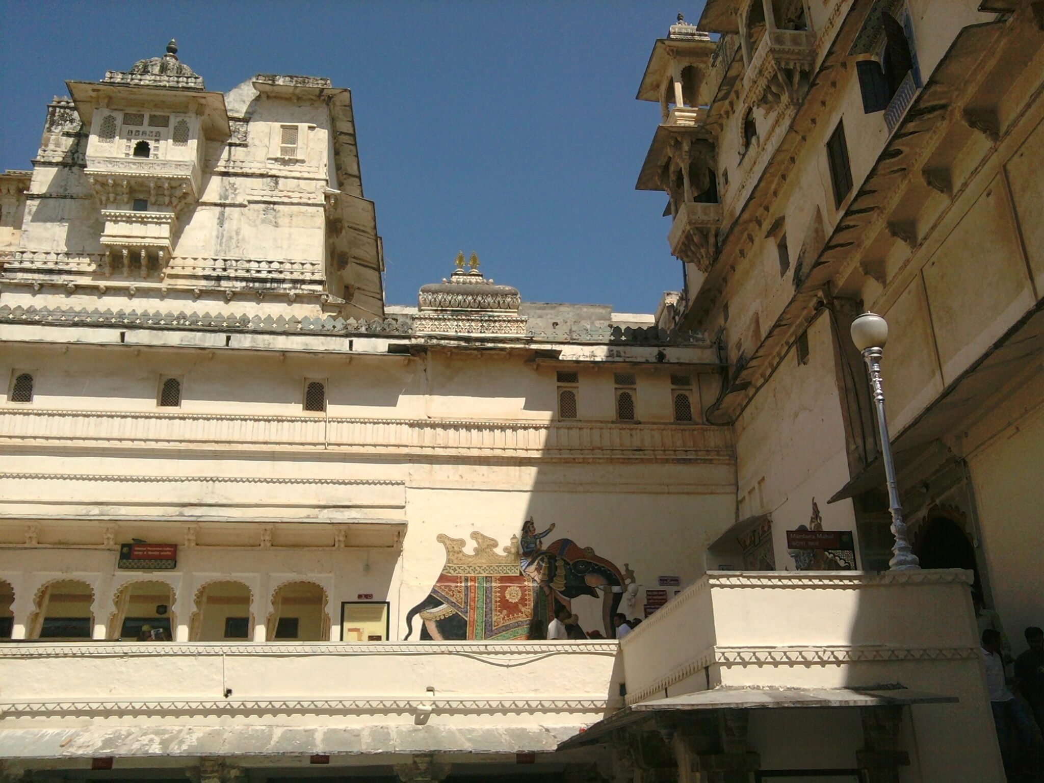 City Palace, Udaipur, Maharana Pratap, Rajput architecture, royal palaces, Rajasthan, historical buildings, Indian heritage sites, architectural details, tourist attractions