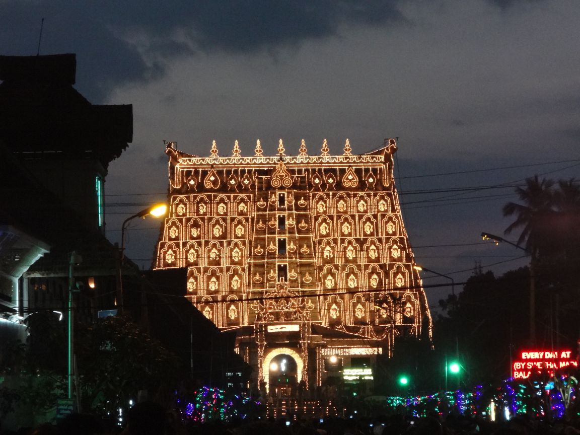 Padmanabhaswamy Temple, temple illumination, Kerala, night photography, Hindu temple, festival lights, traditional architecture, gopuram, cultural heritage, religious site 