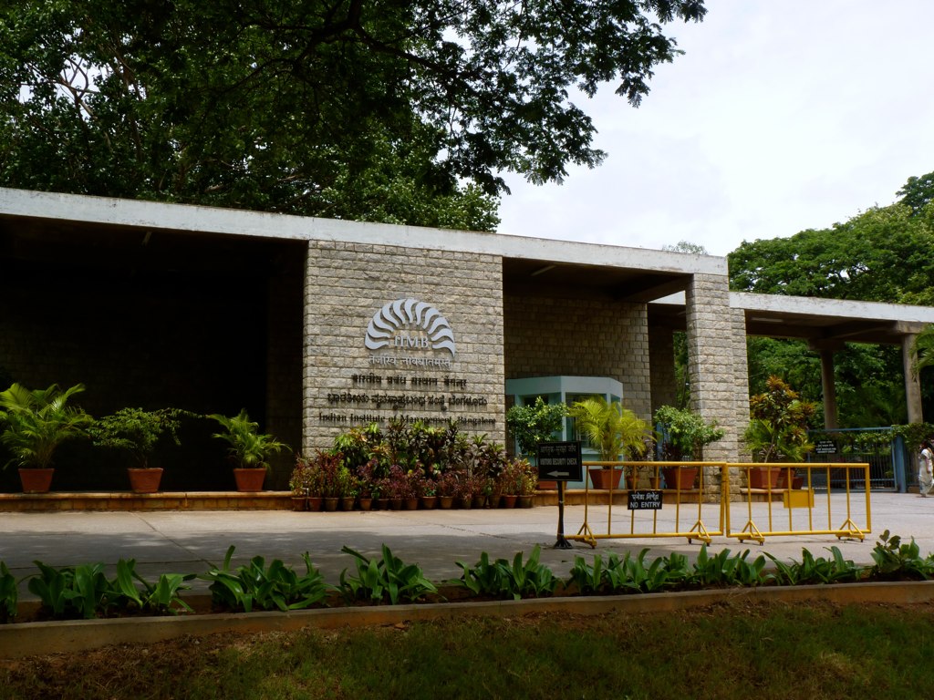 IIM Bangalore, Indian Institute of Management Bangalore, IIMB, higher education, business school, entrance, architecture, Bangalore, India, educational institutions, management education, campus.