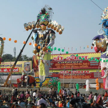 Dussehra, Ravana, effigies, festival, India, cultural, public celebration, traditional, Mysore, Dussehra, elephant procession, cultural festival, royal tradition, Mysore Palace, Indian heritage, public gathering